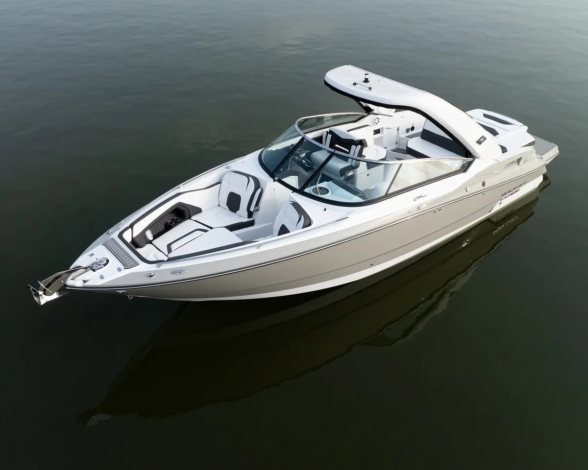 Monterey 298 SS on the water at Ugly John's, professional photo 1